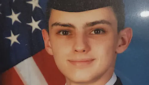 Sisi Gelap Game Online